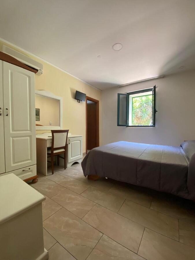 נאפולי Hotel Federico II מראה חיצוני תמונה