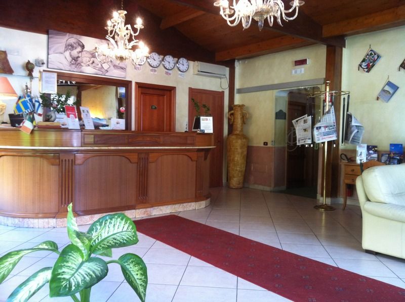 נאפולי Hotel Federico II מראה חיצוני תמונה
